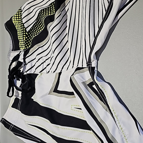 Brody white and black swim shorts - Picture 5 of 6